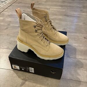 Sorel Tan Lace-Up Ankle Boots